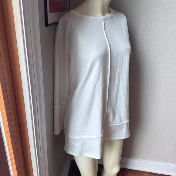 Spanx sweatshirt size small - Picture 4 of 13